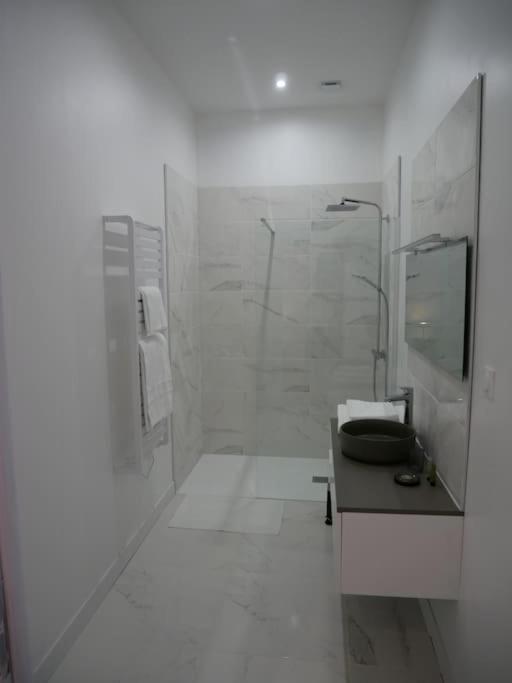 Nolay  Clos De La Providence, Gite, Piscine Et Spa 3 Chambres מראה חיצוני תמונה
